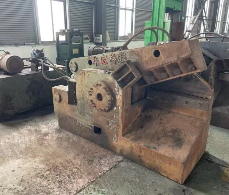 What Is an Alligator Shear Machine